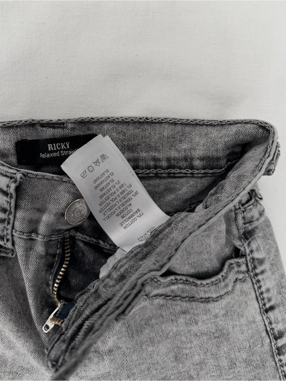 True Religion girls Grey Acid-Wash Jeans